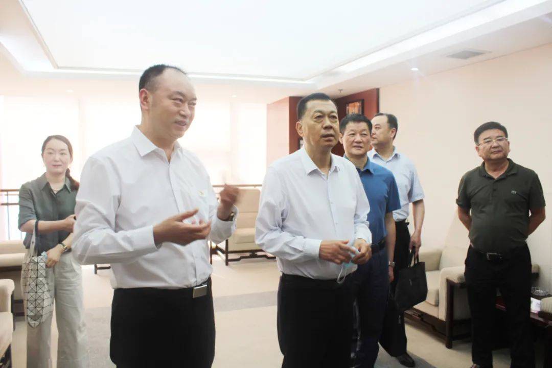 武汉市付明星，从城市之光迈向梦想之巅的励志征程